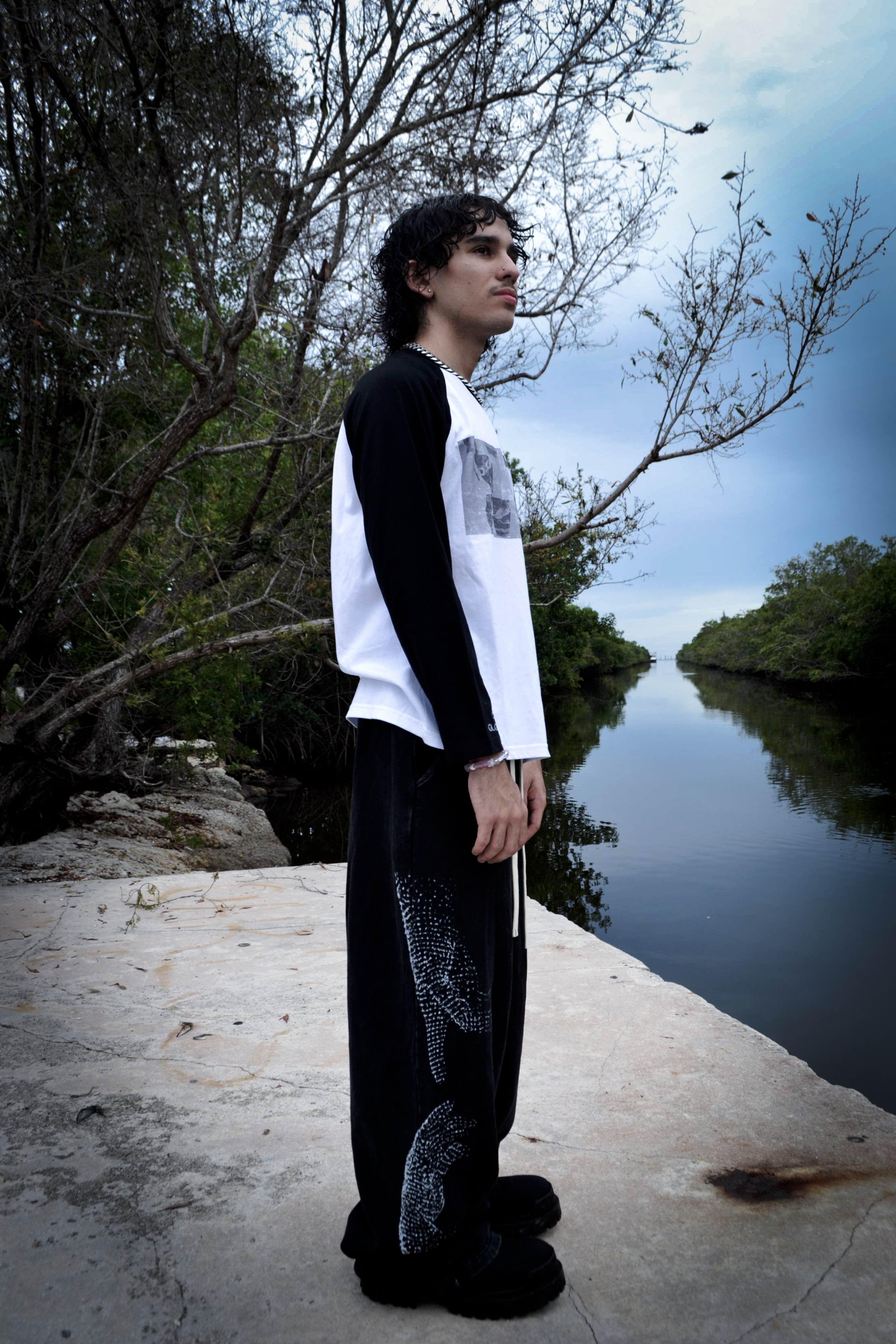 Touch Of God Baggy Rhinestone Sweatpants (Black)