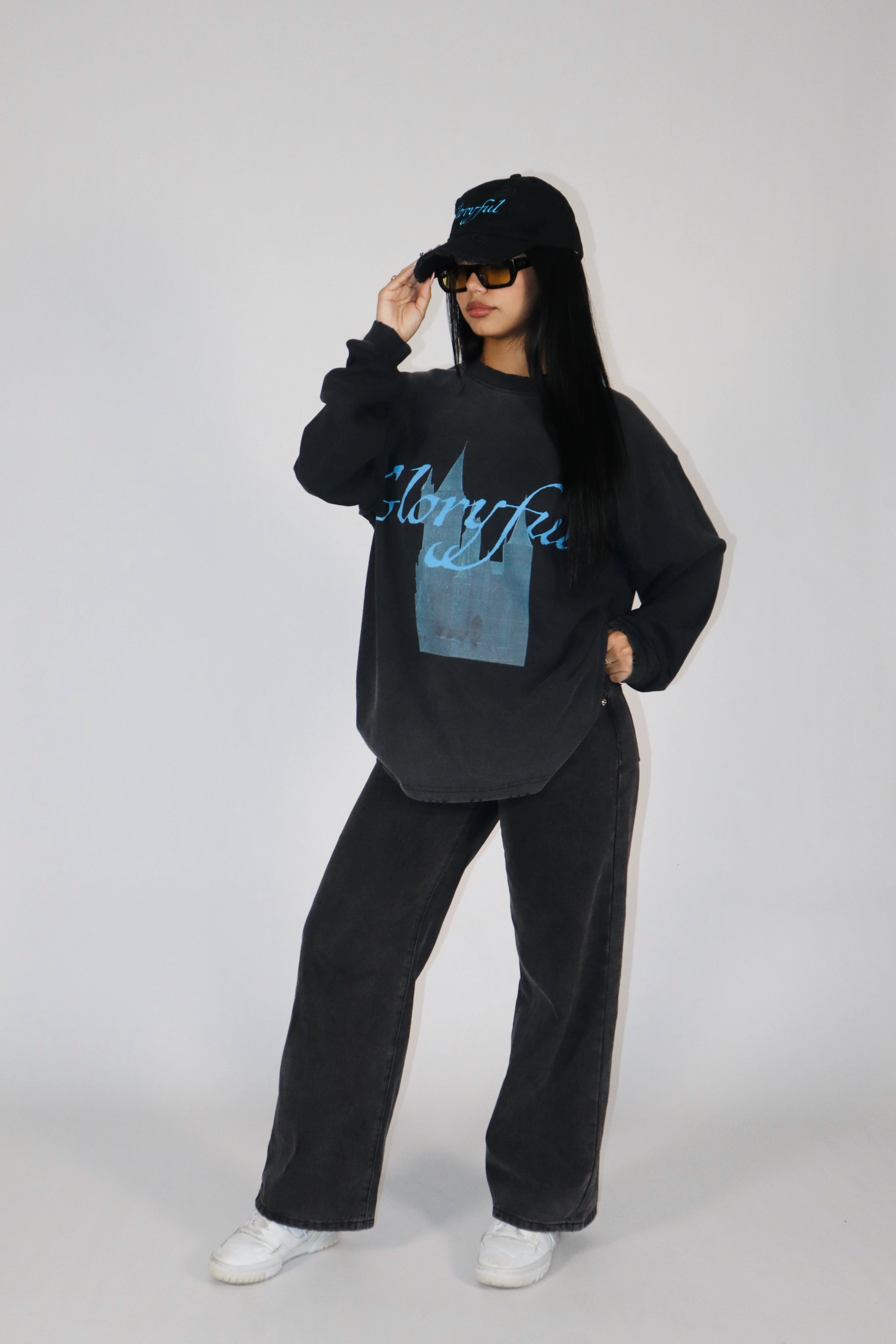 GLORYFUL CASTLE LONG SLEEVE TEE